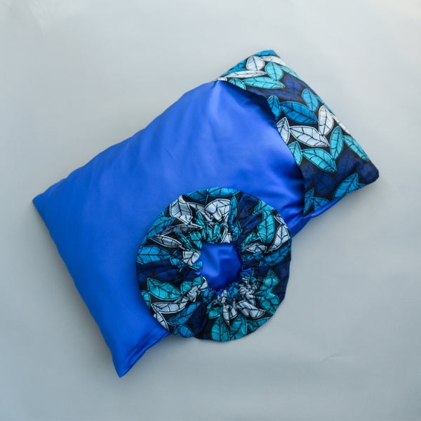 Luxury satin pillowcase provides smooth and soft feeling to ensure your tight sleep with stain resistant. Great for your hair: Satin pillowcase creates less friction of your beautiful curly hair and reduces hair breakage. It does not absorb moisture which in turn will to help retain your  beautify, shiny hair & lustrous hair - Silky and smooth satin pillowcases protect your hair tangling and frizz free.