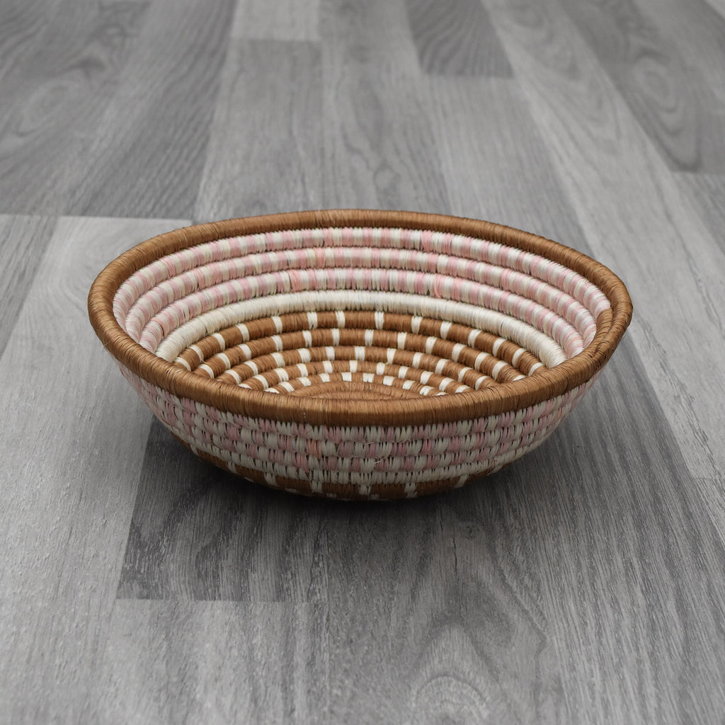 Small African Basket / Rwandan Basket / Wall art Basket / Straw basket / Hanging wall basket / Brown Woven Basket / Home Décor