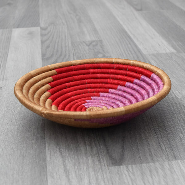 Small African Basket / Rwandan Basket / Wall art Basket / Straw basket / Hanging wall basket / Brown Woven Basket / Home Décor