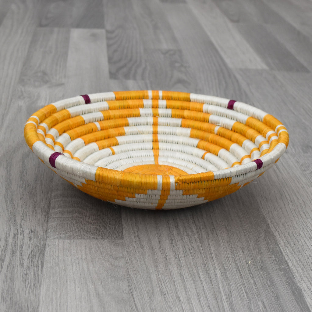 Medium African Basket / Rwandan Basket / Wall art Basket / Straw basket / Hanging wall basket / Brown Woven Basket / Home Décor